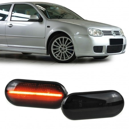 VW Bora Golf Polo Seat Leon dynaamiset sivuvilkut